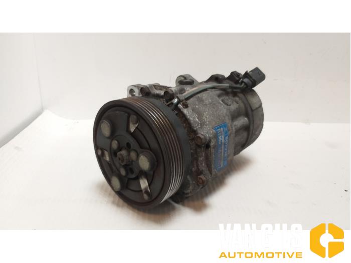 Gebruikte Aircopomp Skoda Octavia Combi (1U5) 1.6 Prijs € 75,00 Margeregeling aangeboden door Van Gils Automotive