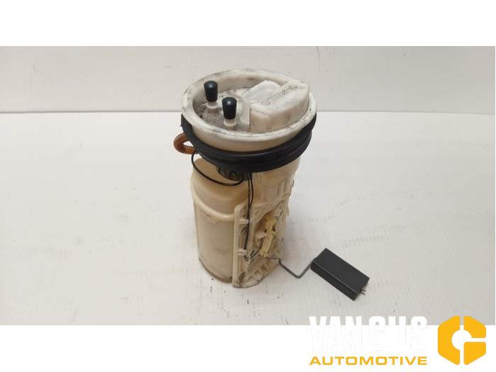 Gebruikte Tank element Pomp Skoda Octavia Combi (1U5) 1.6 Prijs € 60,00 Margeregeling aangeboden door Van Gils Automotive