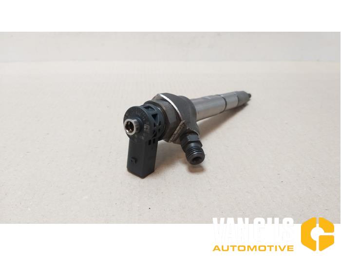 Gebruikte Verstuiver (diesel) Volkswagen Touran (5T1) 2.0 TDI 150 Prijs € 50,00 Margeregeling aangeboden door Van Gils Automotive
