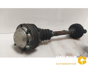 Gebruikte Steekas links-voor Volkswagen Touran (1T1/T2) 1.9 TDI 105 Euro 3 Prijs € 55,00 Margeregeling aangeboden door Van Gils Automotive