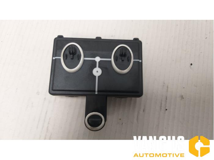 Gebruikte Central electronic module Audi A4 Avant (B9) 2.0 40 T MHEV 16V Prijs € 64,99 Margeregeling aangeboden door Van Gils Automotive