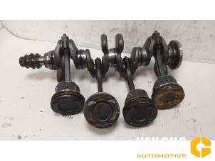 Gebruikte Krukas Mercedes C (W205) C-160 1.6 16V Prijs € 999,99 Margeregeling aangeboden door Van Gils Automotive