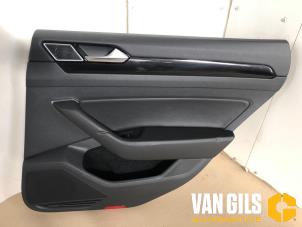 Gebruikte Portierbekleding 4Deurs rechts-achter Volkswagen Arteon (3HAB) 1.5 TSI 16V Prijs op aanvraag aangeboden door Van Gils Automotive