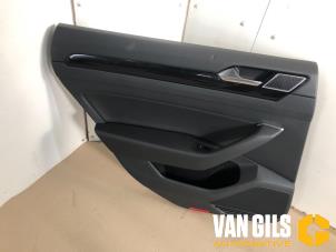 Gebruikte Deurbekleding 4Deurs links-achter Volkswagen Arteon (3HAB) 1.5 TSI 16V Prijs € 133,10 Inclusief btw aangeboden door Van Gils Automotive