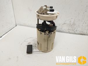 Gebruikte Tank element Pomp Nissan Almera (N16) 1.5 16V Prijs € 60,00 Margeregeling aangeboden door Van Gils Automotive
