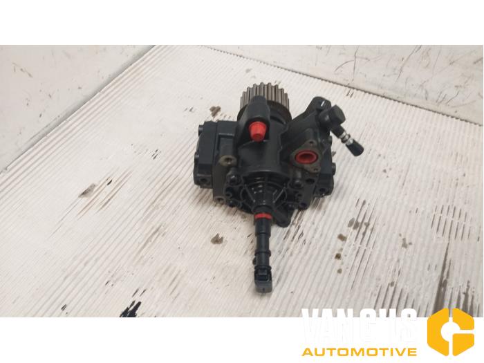 Gebruikte Dieselpomp Mercedes A (W176) 1.5 A-180 CDI, A-180d 16V Prijs € 181,49 Inclusief btw aangeboden door Van Gils Automotive