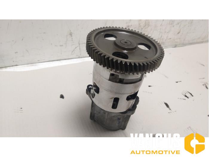 Oliepomp van een Mercedes-Benz Sprinter 3,5t (906.63) 314 CDI 16V 2016