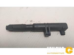 Gebruikte Pen Bobine Renault Megane II (BM/CM) 1.6 16V Prijs € 30,00 Margeregeling aangeboden door Van Gils Automotive