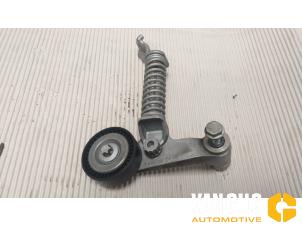 Gebruikte Spanrol Multiriem Mercedes B (W246) Prijs € 36,30 Inclusief btw aangeboden door Van Gils Automotive