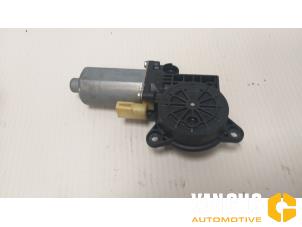 Gebruikte Motor portierruit Ford Fusion 1.6 16V Prijs € 45,00 Margeregeling aangeboden door Van Gils Automotive