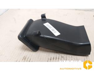 Gebruikte Luchtgeleider Volkswagen Passat Variant (3G5) 1.8 TSI 16V Prijs € 42,35 Inclusief btw aangeboden door Van Gils Automotive