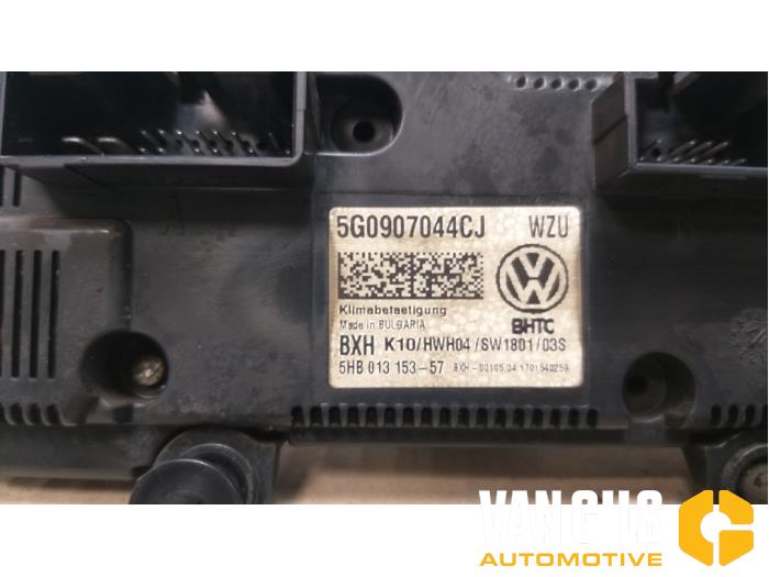 Chaufage Bedieningspaneel van een Volkswagen Passat Variant (3G5) 1.4 TSI 16V 2017