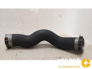 Gebruikte Intercooler Slang BMW 3 serie Touring (F31) 320d 2.0 16V EfficientDynamicsEdition Prijs € 35,00 Margeregeling aangeboden door Van Gils Automotive