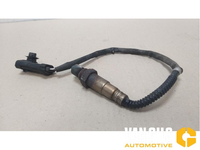 Gebruikte Lambda Sonde Renault Scénic II (JM) 2.0 16V Prijs € 35,00 Margeregeling aangeboden door Van Gils Automotive