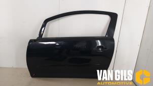 Gebruikte Deur 2Deurs links Opel Corsa D 1.2 16V LPG Prijs € 110,00 Margeregeling aangeboden door Van Gils Automotive