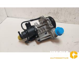 Waterpomp van een Mercedes-Benz B (W246/W242)