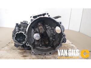 Gebruikte Versnellingsbak Volkswagen Polo V (6R) 1.2 TDI 12V BlueMotion Prijs € 299,99 Margeregeling aangeboden door Van Gils Automotive