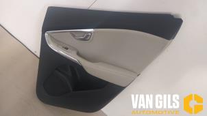 Gebruikte Deurbekleding 4Deurs rechts-achter Volvo V40 (MV) 2.0 D2 16V Prijs € 66,00 Margeregeling aangeboden door Van Gils Automotive