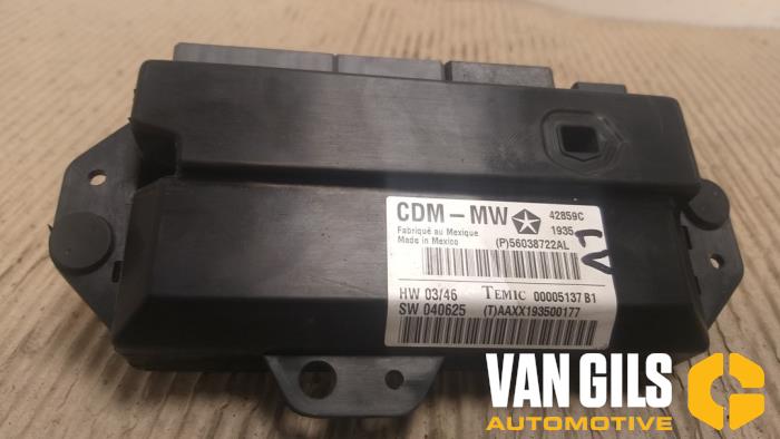 Gebruikte Deur module Chrysler 300 C 3.5 V6 24V Prijs € 40,00 Margeregeling aangeboden door Van Gils Automotive