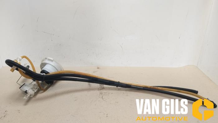 Gebruikte Tank element Pomp BMW 1 serie (E87/87N) 116i 1.6 16V Prijs € 55,00 Margeregeling aangeboden door Van Gils Automotive