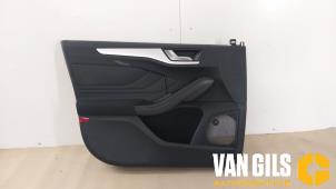 Gebruikte Deurbekleding 4Deurs links-voor Ford Focus 4 1.0 Ti-VCT EcoBoost 12V 125 Prijs op aanvraag aangeboden door Van Gils Automotive