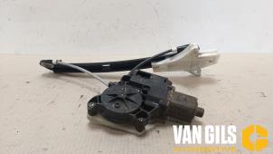 Gebruikte Ruitmechaniek 4Deurs links-achter Volkswagen Polo V (6R) 1.2 TDI 12V BlueMotion Prijs € 65,00 Margeregeling aangeboden door Van Gils Automotive