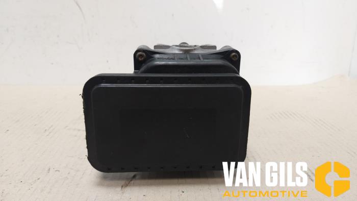 Gebruikte ABS Pomp Honda Stream I (RN) 1.7 16V VTEC Prijs € 25,00 Margeregeling aangeboden door Van Gils Automotive
