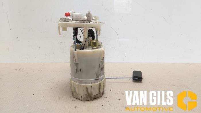 Gebruikte Tank element Pomp Renault Scénic II (JM) 1.6 16V Prijs € 60,00 Margeregeling aangeboden door Van Gils Automotive