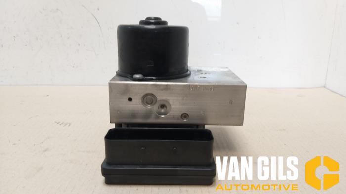 Gebruikte ABS Pomp Mercedes C Combi (S203) 2.7 C-270 CDI 20V Prijs € 75,00 Margeregeling aangeboden door Van Gils Automotive