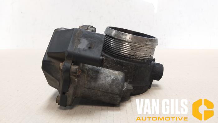 Gebruikte Gasklephuis Volkswagen Multivan T5 (7E/7HC/7HF/7HM) 2.5 TDi Prijs € 45,00 Margeregeling aangeboden door Van Gils Automotive