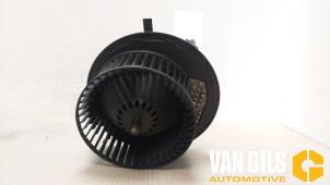 Gebruikte Kachel Ventilatiemotor Volkswagen Touran (5T1) 2.0 TDI 110 Prijs € 76,00 Margeregeling aangeboden door Van Gils Automotive