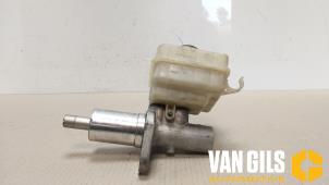 Gebruikte Hoofdremcilinder BMW 5 serie (E60) 530d 24V Prijs € 75,00 Margeregeling aangeboden door Van Gils Automotive