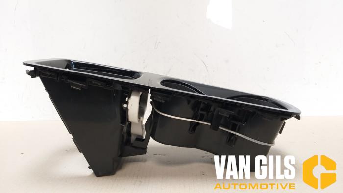 Bekerhouder van een Volkswagen ID.3 (E11/E12) First, Life, Pro 58 kWh 2020