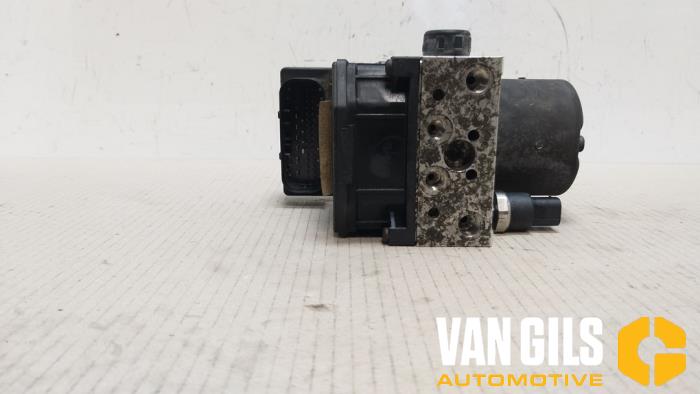 Gebruikte ABS Pomp Alfa Romeo 156 (932) 1.6 Twin Spark 16V Prijs € 30,00 Margeregeling aangeboden door Van Gils Automotive