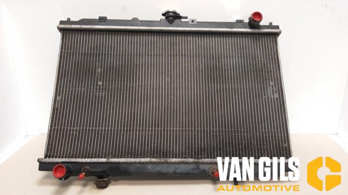 Gebruikte Radiateur Nissan Almera Tino (V10M) 2.0 16V CVT Prijs op aanvraag aangeboden door Van Gils Automotive