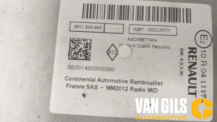 Navigatie Systeem van een Renault Twingo III (AH) 0.9 Energy TCE 90 12V 2014