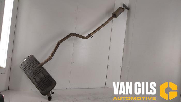 Uitlaat Einddemper van een Mercedes-Benz B (W246) 1.6 B-180 BlueEFFICIENCY Turbo 16V 2012