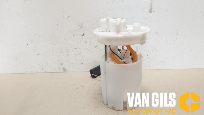 Gebruikte Tank element Pomp Ford Transit Courier 1.0 Ti-VCT EcoBoost 12V Prijs op aanvraag aangeboden door Van Gils Automotive
