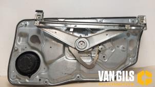 Gebruikte Ruitmechaniek 4Deurs links-voor Volvo S80 (AR/AS) 2.5 T Turbo 20V Prijs € 50,00 Margeregeling aangeboden door Van Gils Automotive
