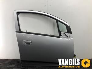Gebruikte Deur 4Deurs rechts-voor Chevrolet Spark 1.0 16V Bifuel Prijs € 149,99 Margeregeling aangeboden door Van Gils Automotive