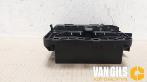 Gebruikte Comfort Module Volkswagen Golf V (1K1) 2.0 FSI 16V Prijs € 50,00 Margeregeling aangeboden door Van Gils Automotive