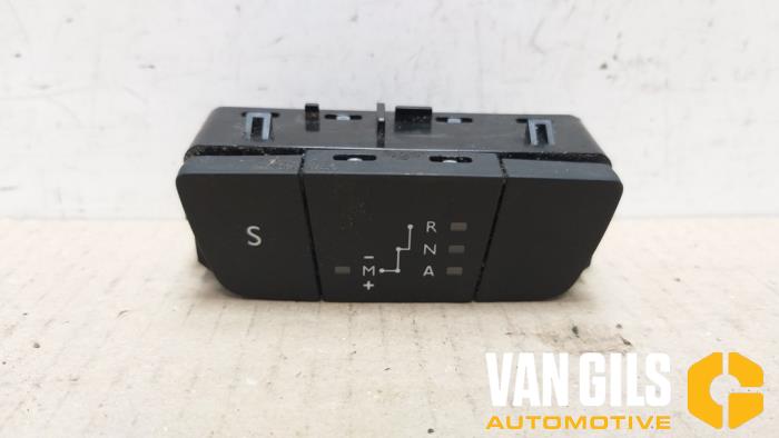 Gebruikte Display Interieur Peugeot 508 SW (8E/8U) 1.6 HDiF 16V Prijs op aanvraag aangeboden door Van Gils Automotive
