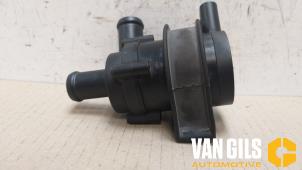 Gebruikte Waterpomp Volkswagen Golf Prijs € 40,00 Margeregeling aangeboden door Van Gils Automotive