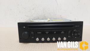 Gebruikte Radio CD Speler Citroen C4 Coupé (LA) 1.4 16V Prijs € 75,00 Margeregeling aangeboden door Van Gils Automotive