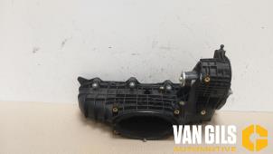 Gebruikte Inlaatspruitstuk Mercedes B (W246) Prijs € 181,50 Inclusief btw aangeboden door Van Gils Automotive