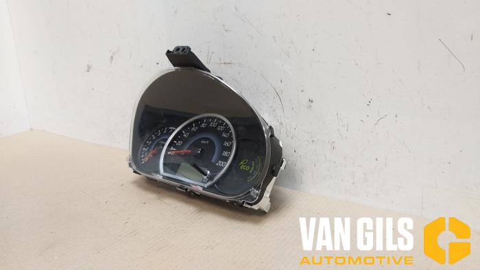 Kilometerteller KM van een Mitsubishi Space Star (A0) 1.0 12V 2013