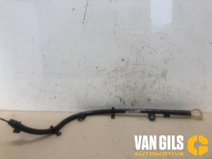 Gebruikte Peilstok Olie Mercedes B (W246) Prijs € 45,98 Inclusief btw aangeboden door Van Gils Automotive
