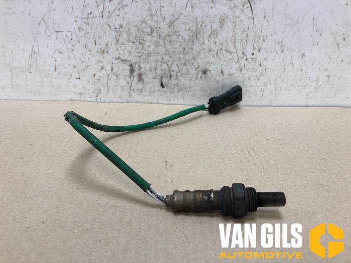 Lambda Sonde van een Renault Clio II (BB/CB) 1.2 16V 2004