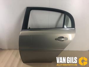 Gebruikte Deur 4Deurs links-achter Opel Vectra C GTS 2.2 DIG 16V Prijs € 150,00 Margeregeling aangeboden door Van Gils Automotive