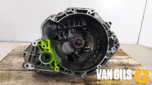 Gebruikte Versnellingsbak Opel Corsa Prijs € 299,00 Margeregeling aangeboden door Van Gils Automotive